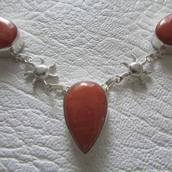 Jasper Stone and Sun Necklace - NEW - Picture 5 of 7
